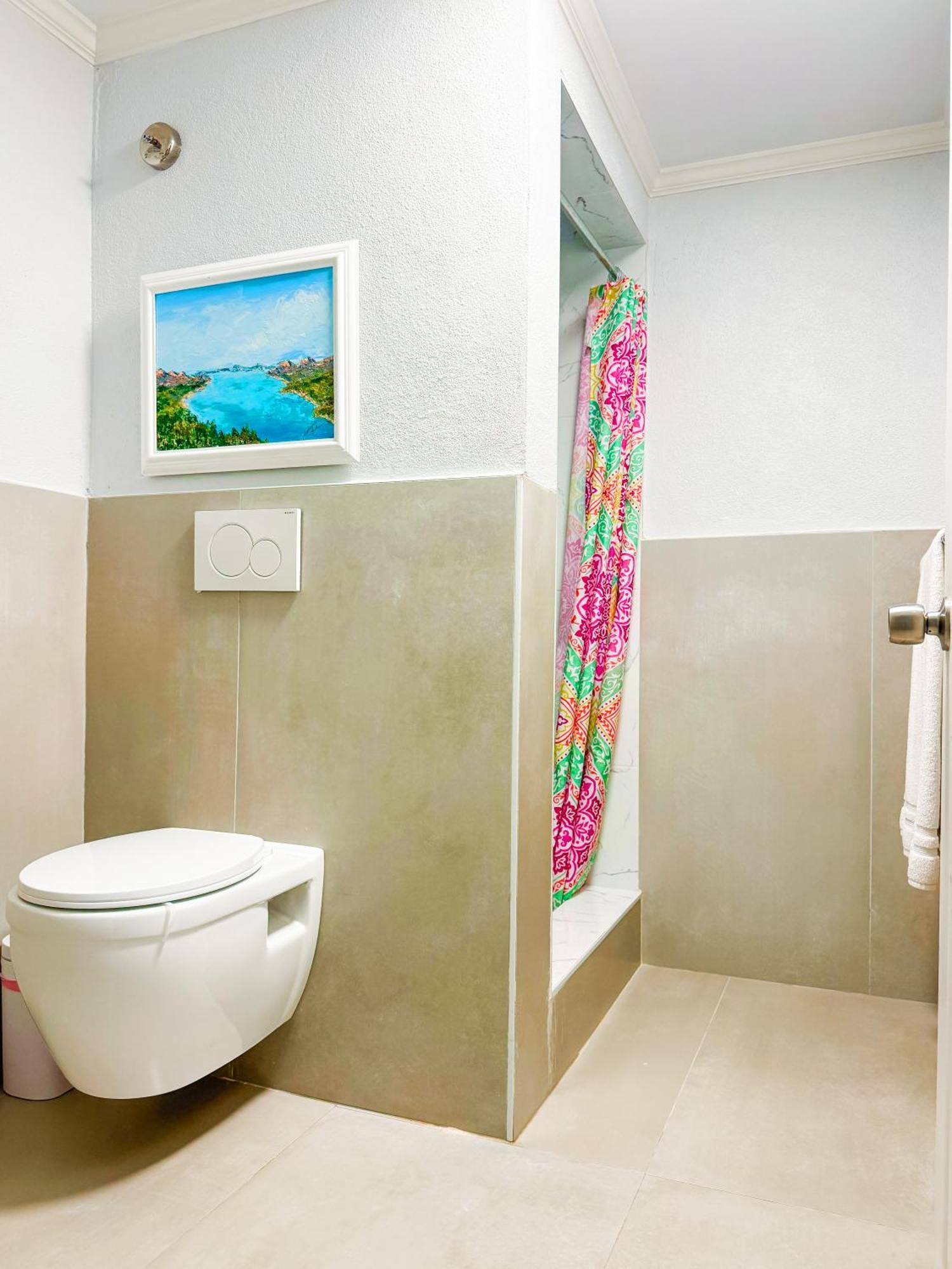 Studio, 100 Feet From The Beach Nassau Buitenkant foto