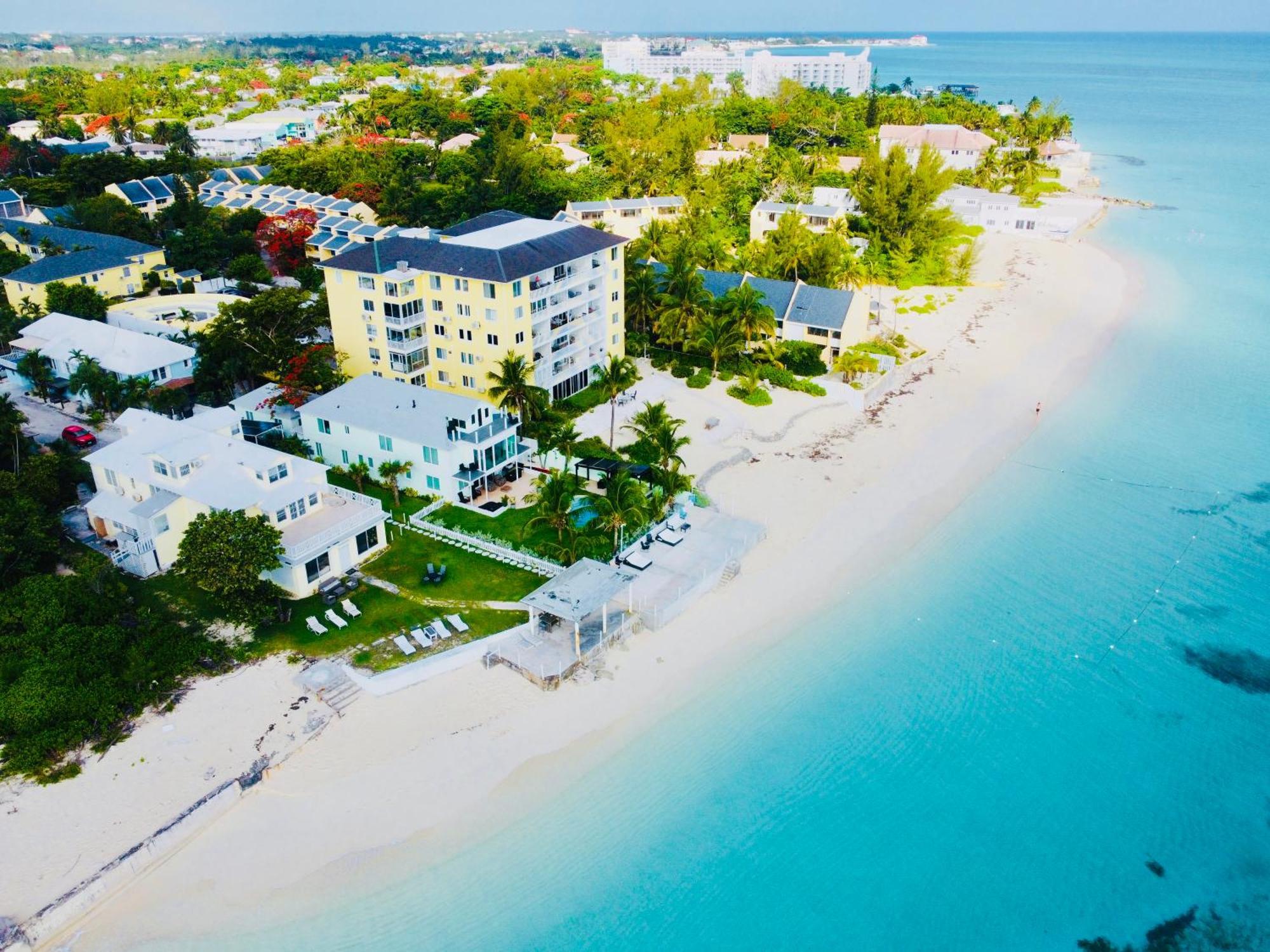 Studio, 100 Feet From The Beach Nassau Buitenkant foto
