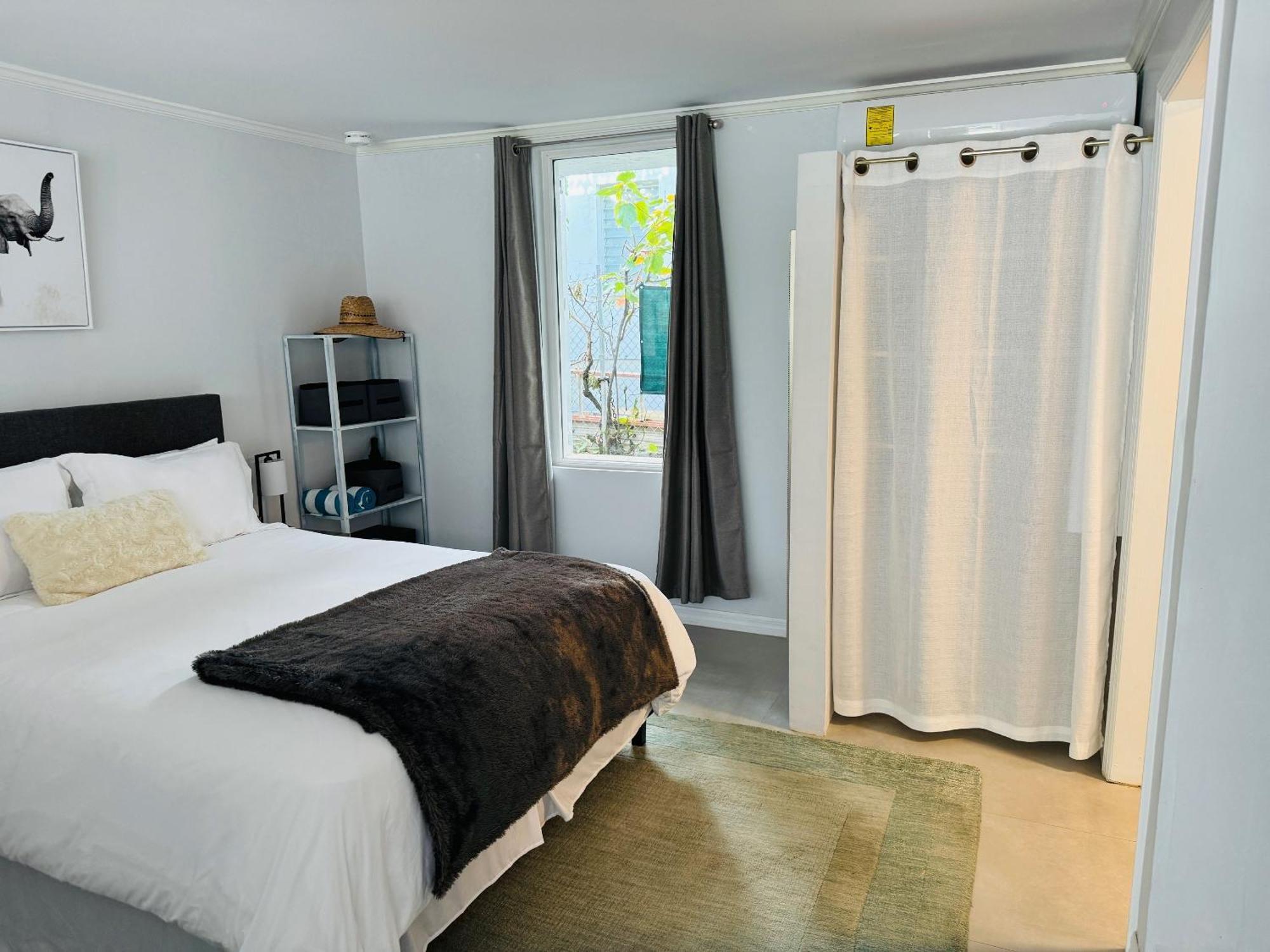 Studio, 100 Feet From The Beach Nassau Buitenkant foto