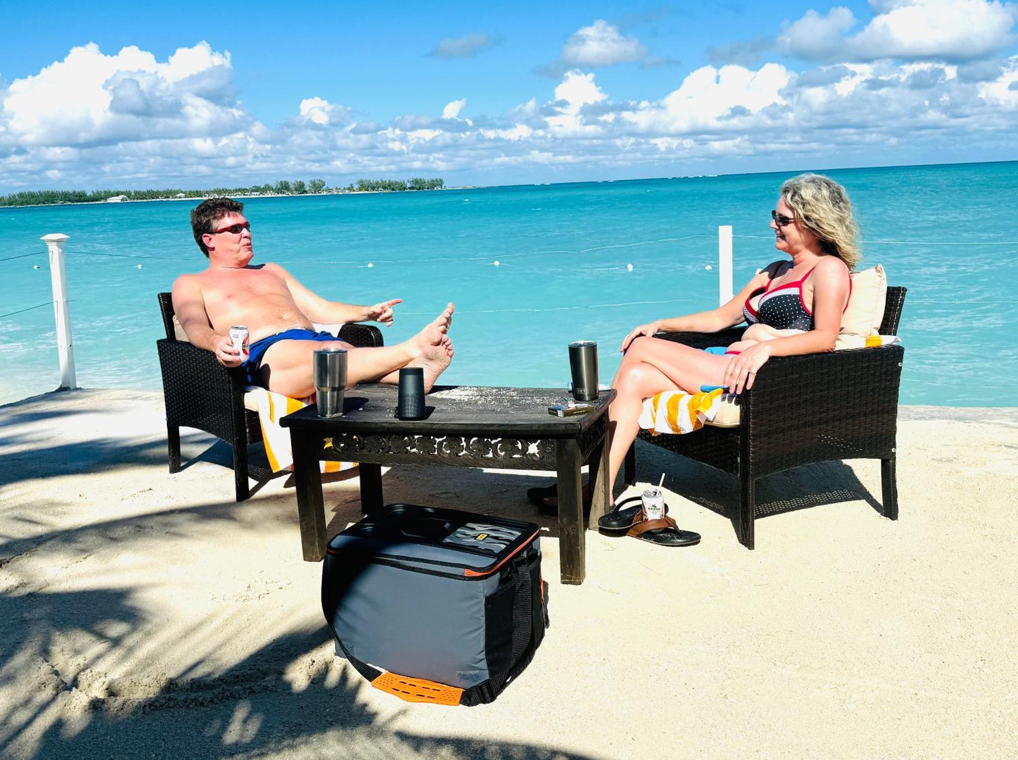 Studio, 100 Feet From The Beach Nassau Buitenkant foto